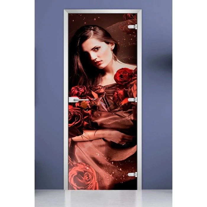 Стеклянная межкомнатная дверь DoorWood с фотопечатью Woman-04, 2000х700 мм
